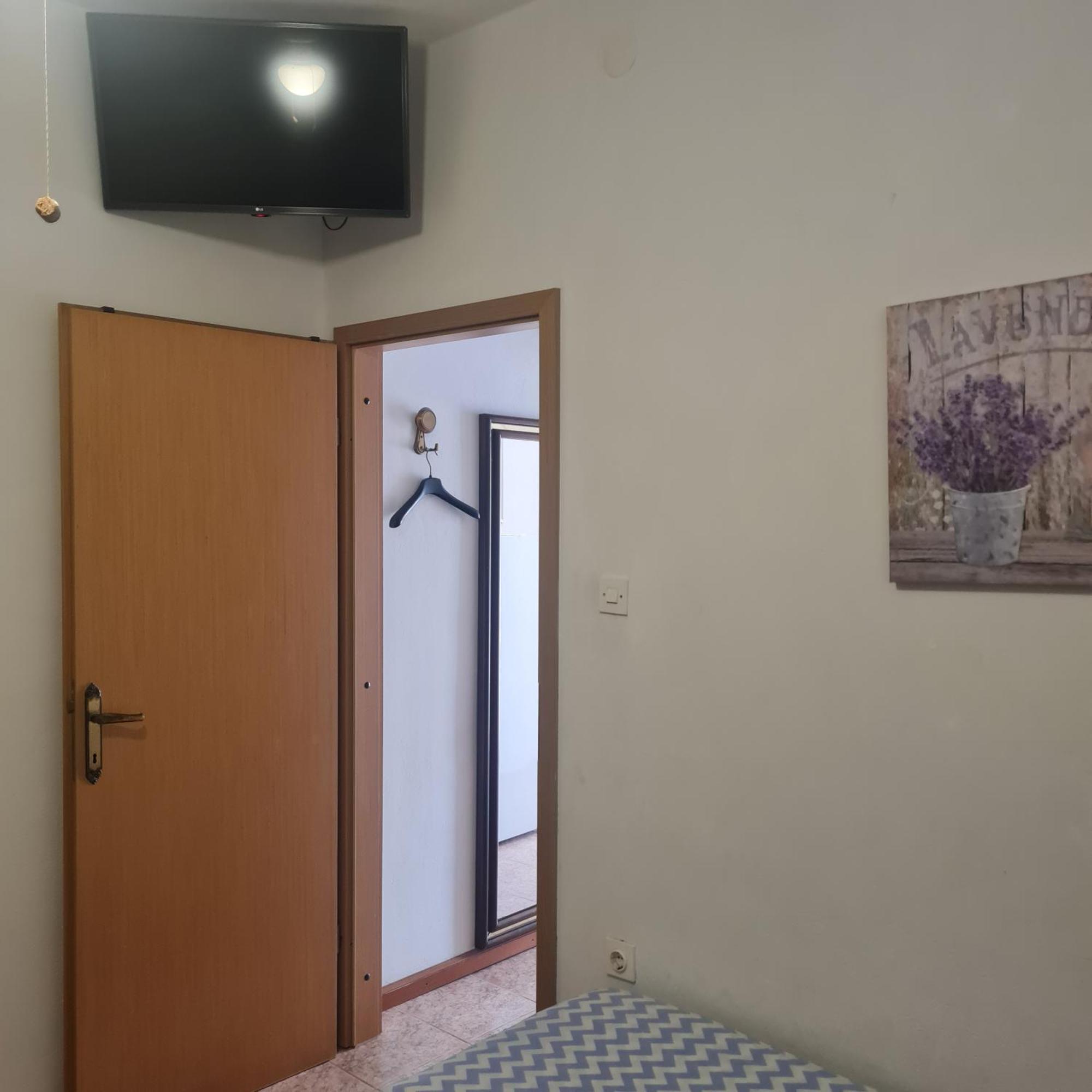 Apartment Karuza Rukavac Вис Номер фото