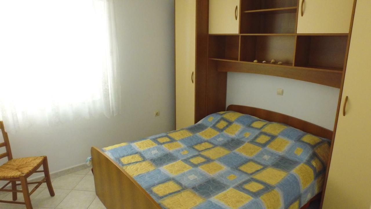 Apartment Karuza Rukavac Вис Экстерьер фото